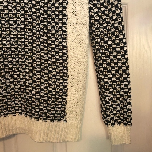 CALVIN Klein NWOT Black & White Knit Turtleneck Sweater XS - Picture 5 of 8